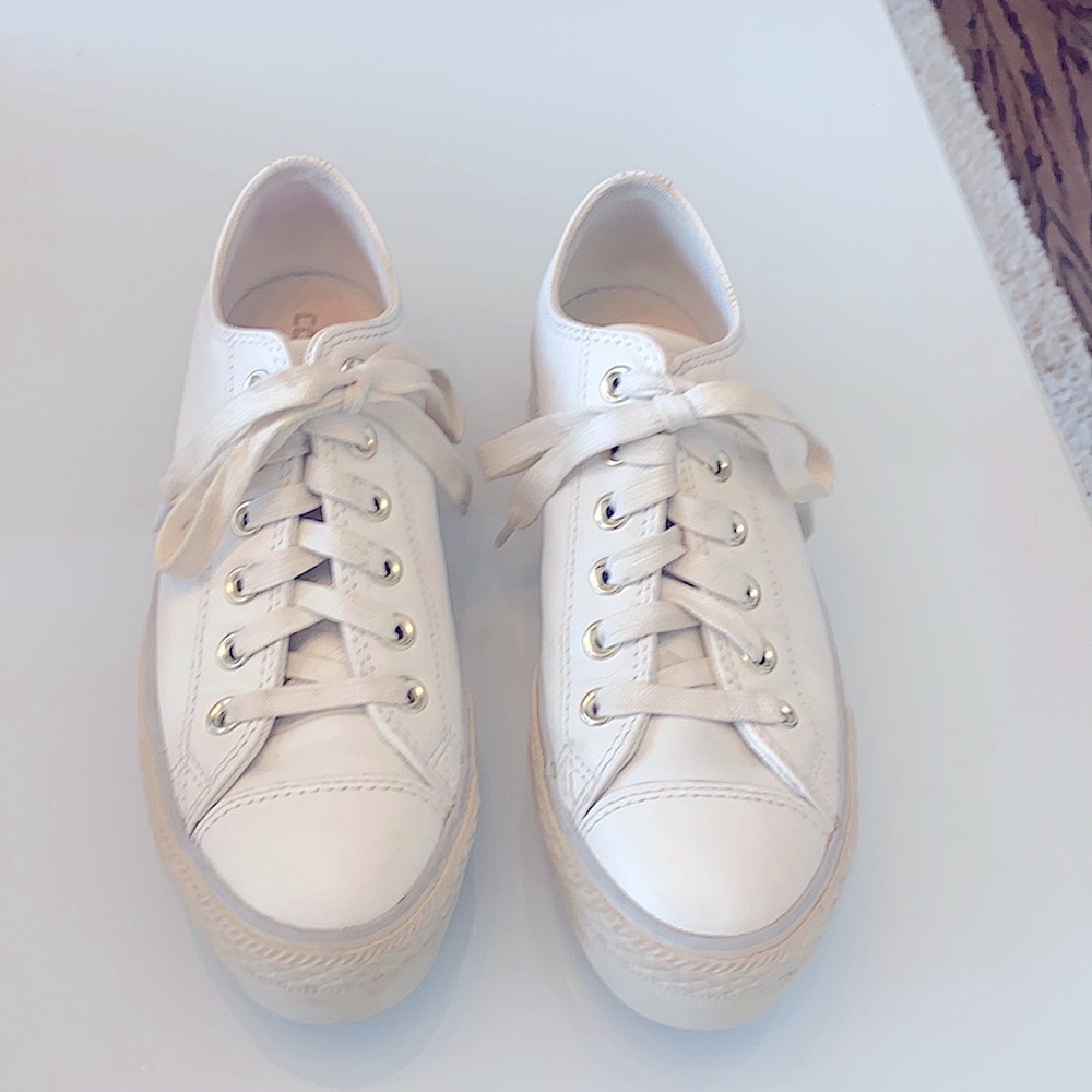 A super cool pair of Converse All Star sneakers!!